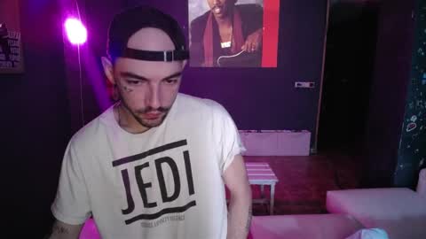 didismurf02 online show from May 2026 02:17:01 AM