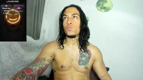 Snapshot of diego__cruz chatting on May 2026 01:16:02 PM Diego online show from May 2026 01:16:02 PM