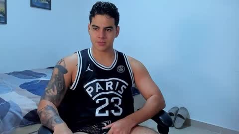DIEGO CAZAS online show from June 2026 10:48:02 AM