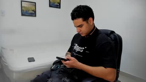 DIEGO CAZAS online show from June 2026 11:14:01 PM