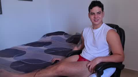 DIEGO CAZAS online show from June 2026 05:17:02 PM