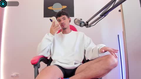 Snapshot of diego_latino chatting on September 2025 08:30:02 PM Diego lat online show from September 2025 08:30:02 PM