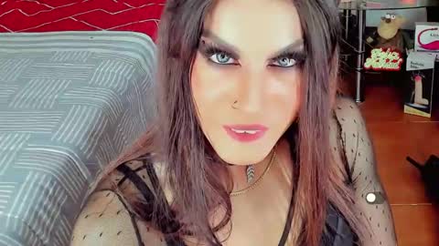 Snapshot of difiortiffany chatting on December 2024 02:51:01 AM difiortiffany online show from December 2024 02:51:01 AM