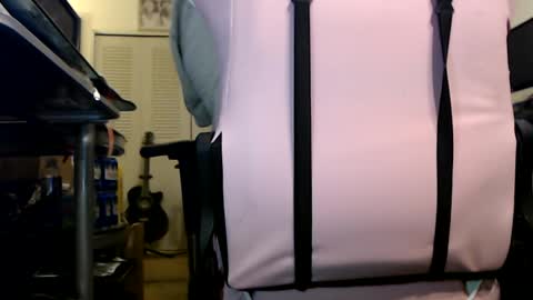 Snapshot of digbird1 chatting on January 2025 04:18:01 AM dbNorth online show from January 2025 04:18:01 AM