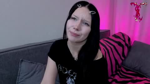 digitalhoe online show from May 2026 08:03:01 PM
