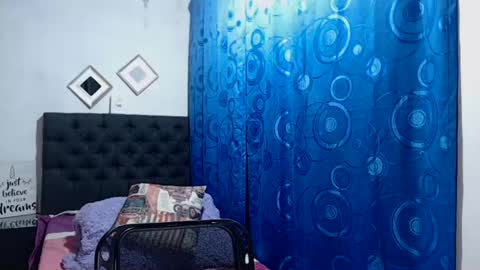 Snapshot of dihayara chatting on February 2025 03:33:01 AM Mariana online show from February 2025 03:33:01 AM