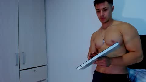 Snapshot of dilan_coy chatting on February 2025 01:29:01 AM Dilan Coy online show from February 2025 01:29:01 AM