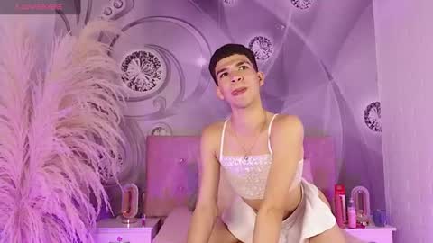 dilan_femboy_ online show from July 2026 02:12:01 PM