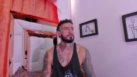 dilan_scootk_ online show from May 2026 02:45:02 PM