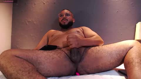 Snapshot of dilanjonnes chatting on February 2026 12:18:01 AM DilanJonnes online show from February 2026 12:18:01 AM