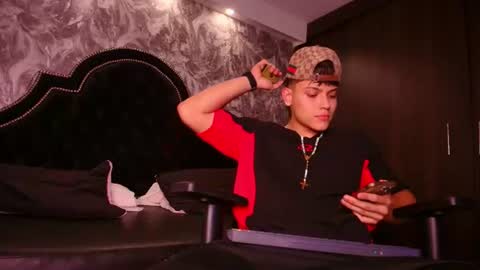 dilanmiller_ online show from June 2026 07:23:02 PM