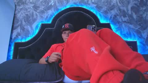 dilanmiller_ online show from June 2026 04:33:01 PM