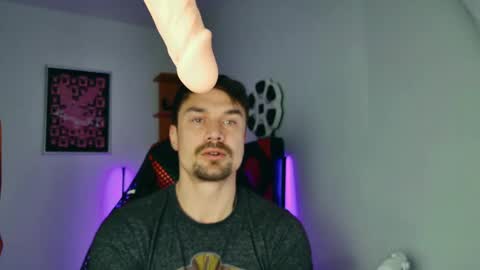 Dario Dolce online show from February 2025 10:05:01 AM