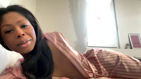 dilussoangel online show from May 2026 06:31:02 PM