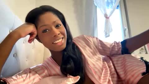 dilussoangel online show from June 2026 07:16:02 PM