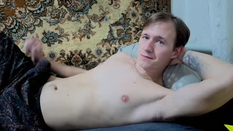 Snapshot of dimastyzzz chatting on January 2025 09:45:01 PM Dimetriusen online show from January 2025 09:45:01 PM