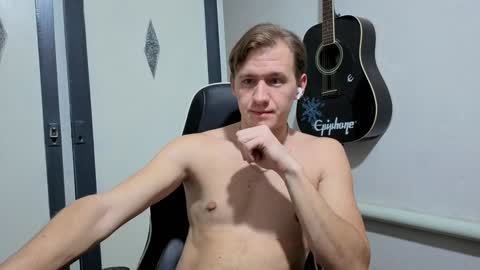 Snapshot of dimastyzzz chatting on January 2025 08:31:02 PM Dimetriusen online show from January 2025 08:31:02 PM