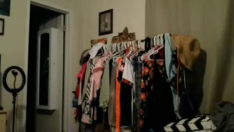 Sofie online show from September 2025 10:27:01 AM