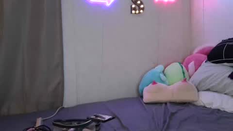 Sofie online show from September 2025 12:34:02 AM