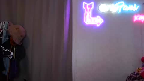 Sofie online show from October 2025 02:31:01 AM