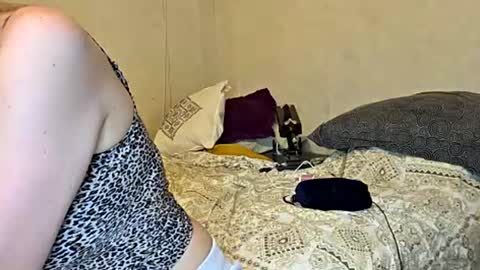 Sofie online show from June 2026 09:34:01 AM