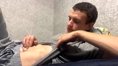 Snapshot of dimes_21 chatting on September 2025 03:52:01 AM dimes_21 online show from September 2025 03:52:01 AM