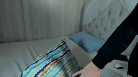 Fabian online show from July 2026 06:05:01 AM