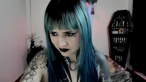 dimmuanddarkness online show from May 2026 10:06:02 PM