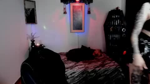 dimmuanddarkness online show from June 2026 10:08:02 AM
