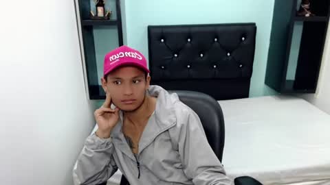 dimon_mael online show from July 2026 06:20:01 PM