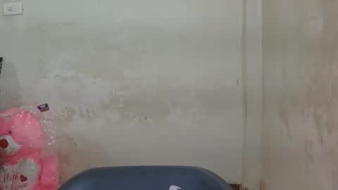 Snapshot of dimple_love chatting on February 2026 05:49:01 AM dimple_love online show from February 2026 05:49:01 AM