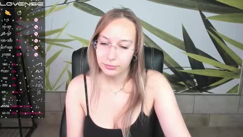 Dina online show from November 2025 12:24:01 AM