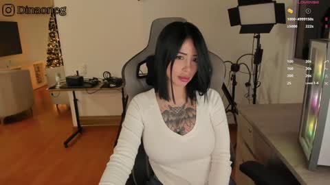 Snapshot of dinaoneg chatting on December 2024 05:38:01 AM Diana Gomez online show from December 2024 05:38:01 AM