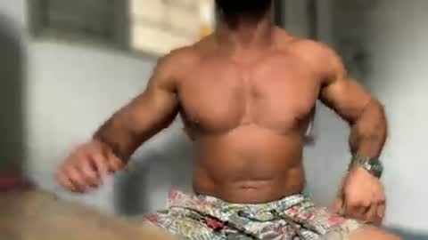 dinhoo14 online show from June 2026 07:02:02 PM