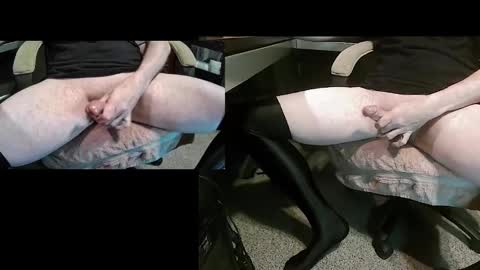 Snapshot of dinkdork094 chatting on December 2024 12:18:01 AM Dinkdork just having a good time online show from December 2024 12:18:01 AM