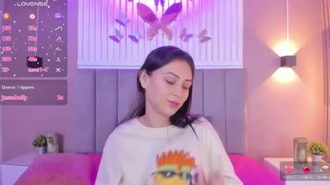 Cristal  online show from January 2025 03:32:02 AM