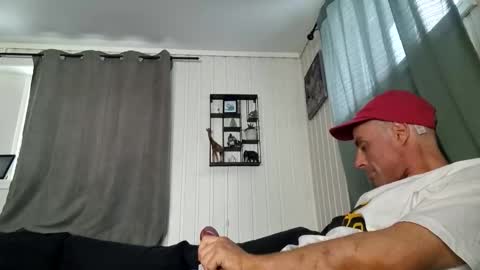 dirkdigglerofficial online show from January 2026 09:24:02 AM