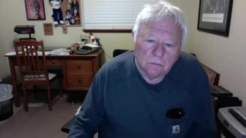 dirtrider195080438 online show from May 2026 03:24:02 AM