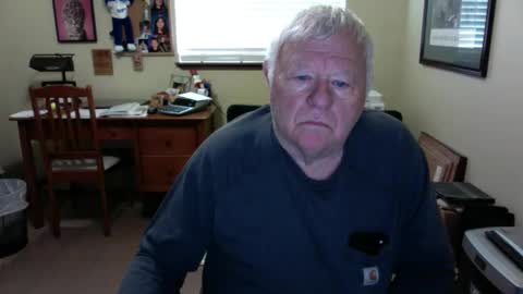 dirtrider195080438 online show from May 2026 05:30:02 PM