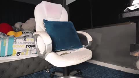 Snapshot of dirty_27cms chatting on March 2025 12:37:02 AM dirty_27cms online show from March 2025 12:37:02 AM