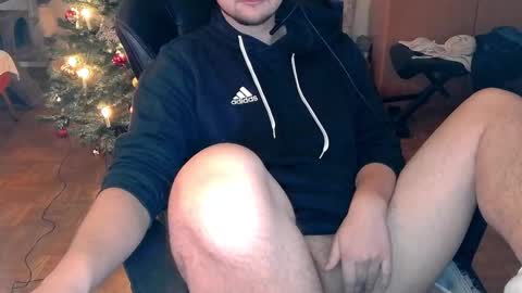 Snapshot of dirty_fun_boy chatting on December 2024 12:05:02 PM dirty_fun_boy online show from December 2024 12:05:02 PM