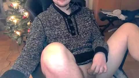 Snapshot of dirty_fun_boy chatting on December 2024 09:06:02 AM dirty_fun_boy online show from December 2024 09:06:02 AM