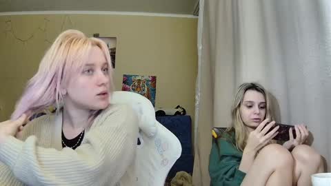 Dirty Kiss69 online show from April 2026 08:06:01 PM