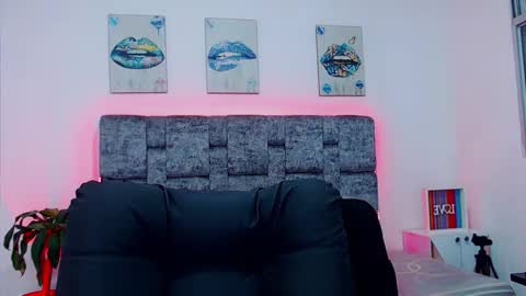 dirty model online show from September 2025 01:38:02 AM