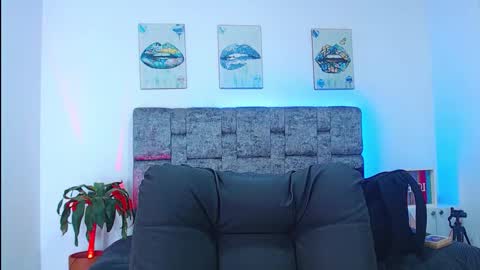 dirty model online show from September 2025 03:52:01 AM