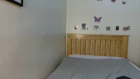 Snapshot of dirty_slutts chatting on October 2025 12:14:01 AM sisi and grovin online show from October 2025 12:14:01 AM