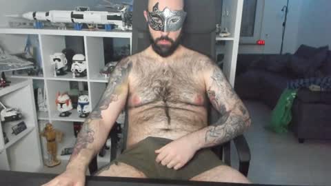 Robert online show from February 2025 06:01:01 PM