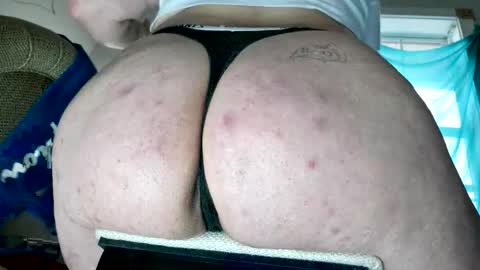 Snapshot of dirtydaisy1998 chatting on January 2026 06:33:02 PM Daisy Wylde online show from January 2026 06:33:02 PM