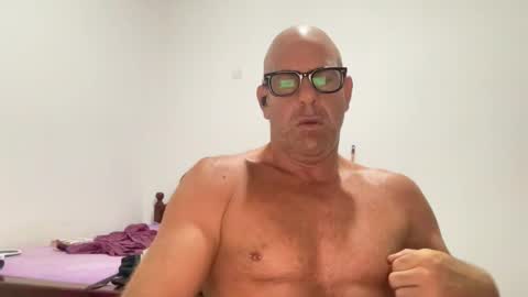 Snapshot of dirtydanlondon chatting on February 2026 12:09:02 AM Dirtydanlondon online show from February 2026 12:09:02 AM