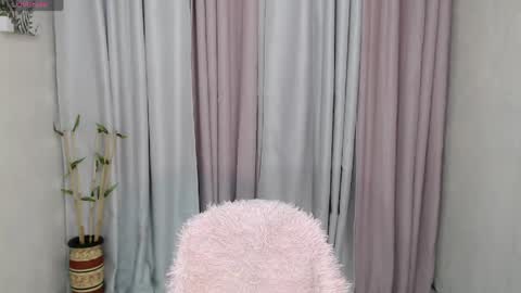 Ivana  Yanna and Elisha online show from March 2026 06:07:01 PM